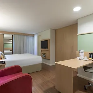 Hotel Mercure Nacoes Unidas ****